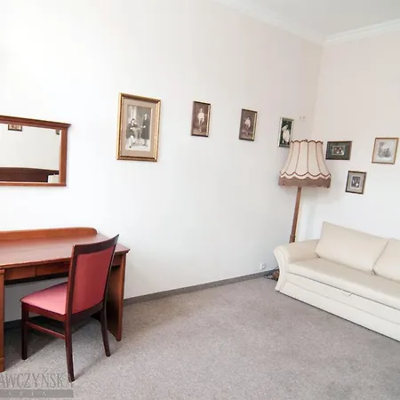 Sopockie Apartment *